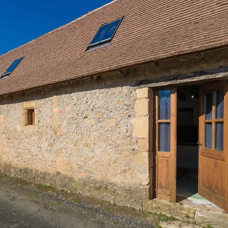Cosy Cottage With Garden Holiday home Peyzac-le-Moustier